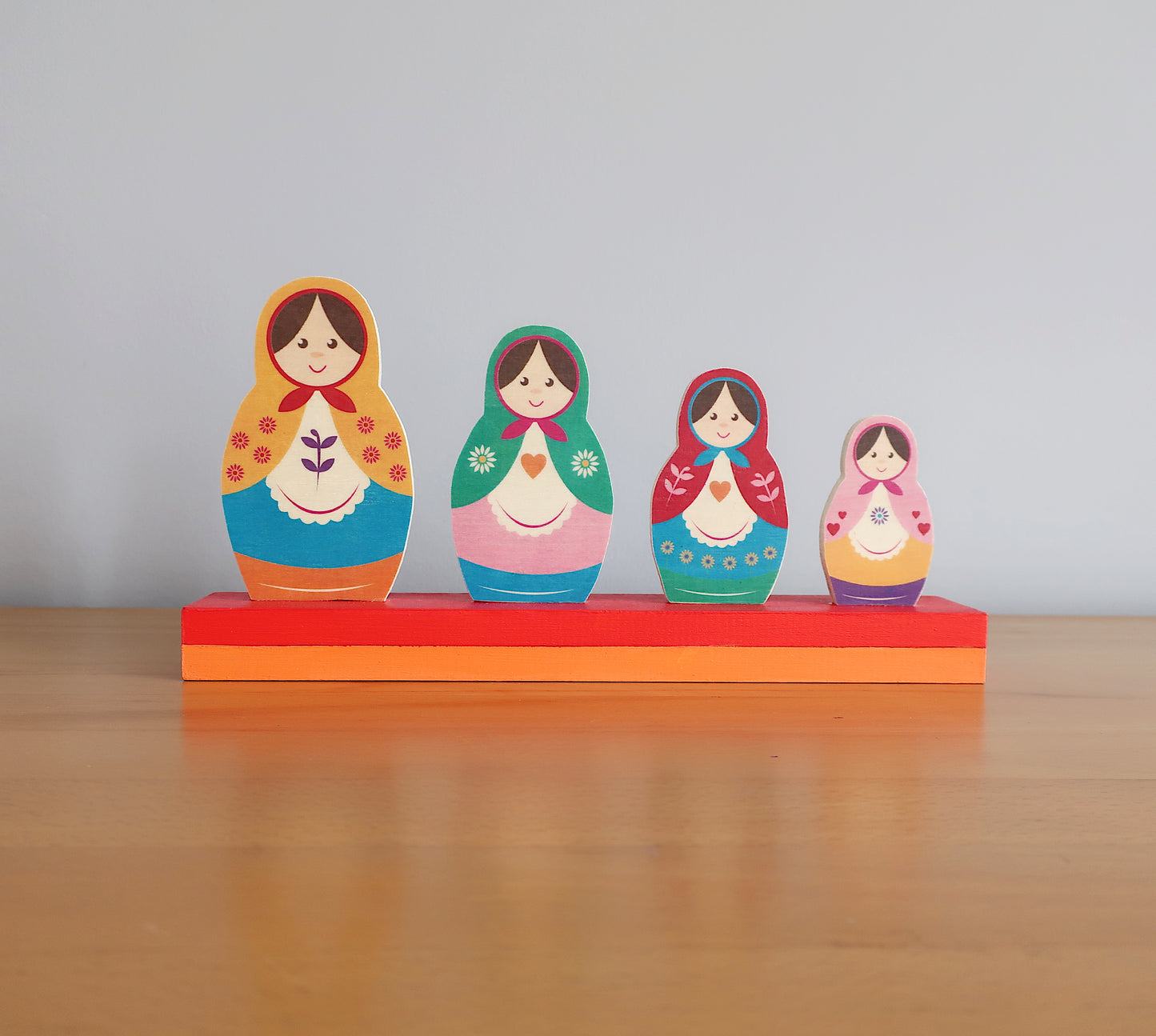 Holzaufsteller 'Matryoshkas'