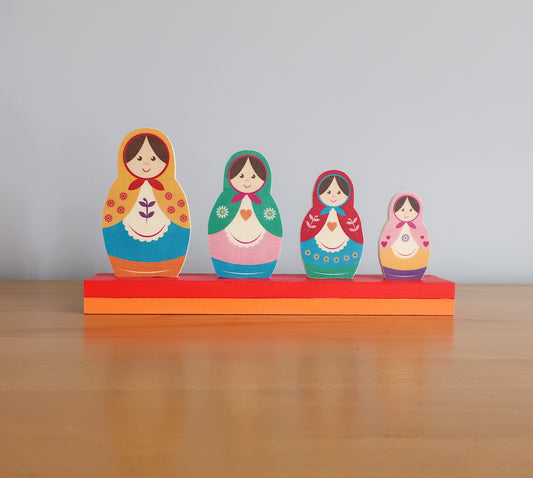 Holzaufsteller 'Matryoshkas'