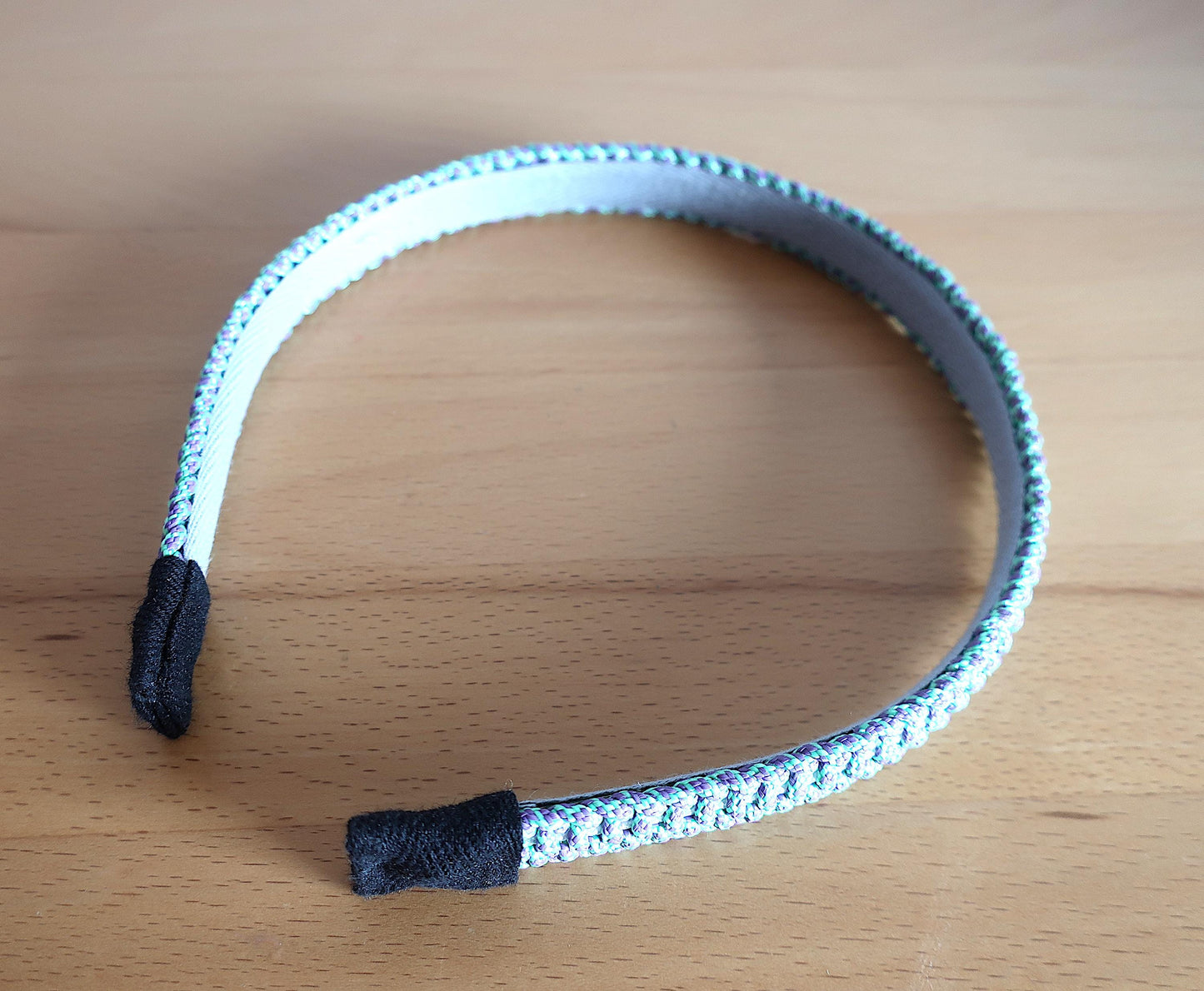 Türkis-lilafarbener Haarreif aus Paracord
